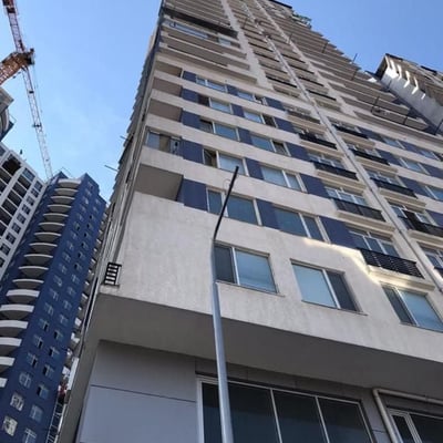 Alquiler de amplio apartamento amueblado, 95 m², Batumi, Georgia