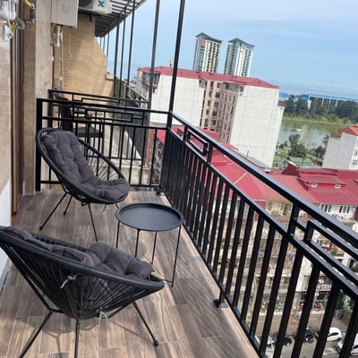 Аренда современной, меблированной квартиры, 45 м², Батуми, Грузия