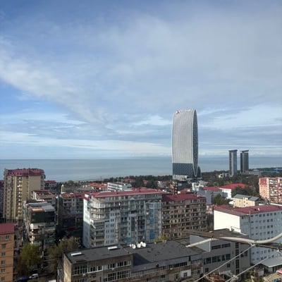 Location d’un appartement cosy et meublé, 42 м², Batouми, Géоргие