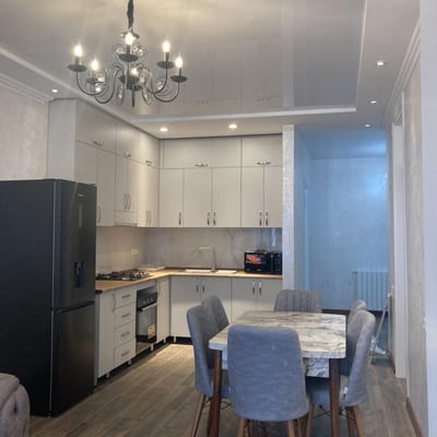 Location d’un appartement neuf et moderne, 75 м², Batouми, Géоргие