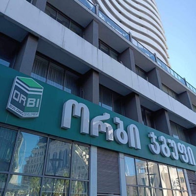 Alquiler de moderno apartamento amueblado con vista panorámica, 70 m², Batumi, Georgia