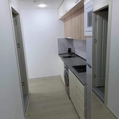 Alquiler de moderno apartamento amueblado con vista panorámica, 70 m², Batumi, Georgia