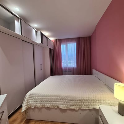 Location d'un appartement neuf et lumineux, 75 m², Batumi, Géorgie