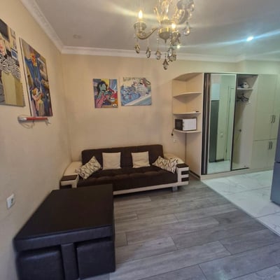 Alquiler de un apartamento luminoso y acogedor, 49 m², Batumi, Georgia