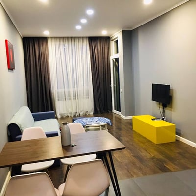 Location d'un appartement élégant et équipé, 57 m², Batumi, Géorgie