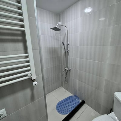 Miete einer gemütlichen, komfortablen Wohnung in Next White, 40 m², Batumi, Georgien