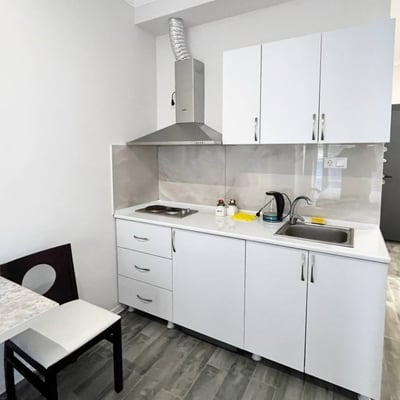 Alquiler de estudio cómodo en Komuna Tower, Batumi, Georgia