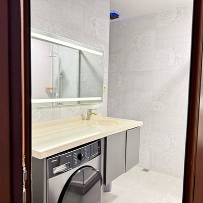 Bright and spacious 110 m² apartment for rent, Batumi, Georgia