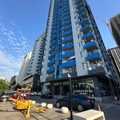 Alquiler de apartamento amueblado de 50 m² con hermosas vistas, Batumi, Georgia