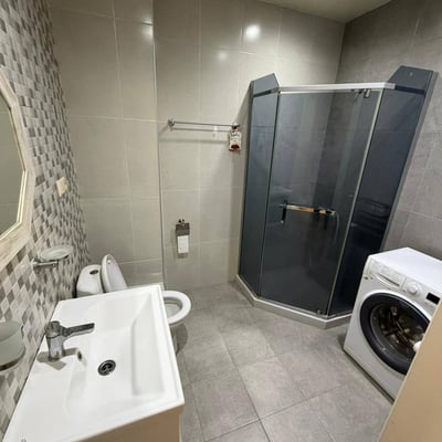 Alquiler de apartamento amueblado de 50 m² con hermosas vistas, Batumi, Georgia