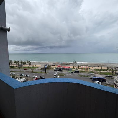 Alquiler de apartamento amueblado de 50 m² con hermosas vistas, Batumi, Georgia