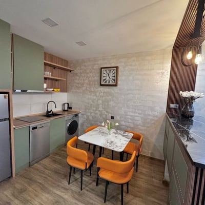 Alquiler de un apartamento moderno y amueblado de 60 m² en Batumi, Georgia