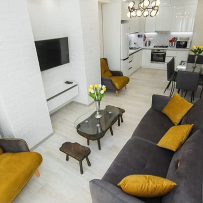 Mieten Sie eine neue, möblierte 75 m² Wohnung in Batumi, Georgien