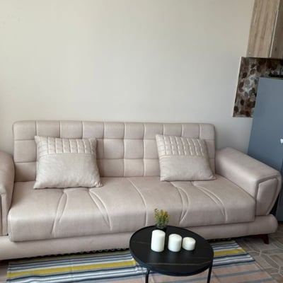 Mieten Sie eine möblierte 42 m² Wohnung in Batumi, Georgien