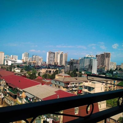 Alquiler de un apartamento cómodo y amueblado en Batumi, Georgia