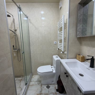 Alquiler de un estudio acogedor y amueblado de 34 m² en Batumi, Georgia