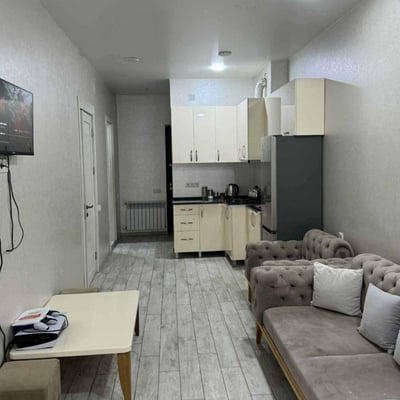 Аренда уютной, меблированной квартиры с двумя спальнями, 60 м², Батуми, Грузия