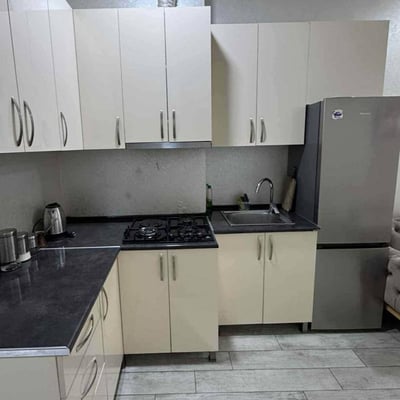 Аренда уютной, меблированной квартиры с двумя спальнями, 60 м², Батуми, Грузия