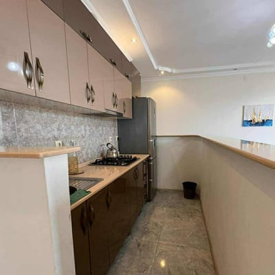 Аренда просторной, меблированной квартиры с двумя светлыми спальнями, 85 м², Батуми, Грузия