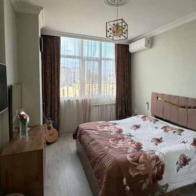 Location d'un appartement spacieux et meublé avec vue sur les montagnes et la ville, 60 m², Batoumi, Géorgie