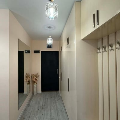 Geräumige möblierte Wohnung mit Berg- und Stadtblick mieten, 60 m², Batumi, Georgien