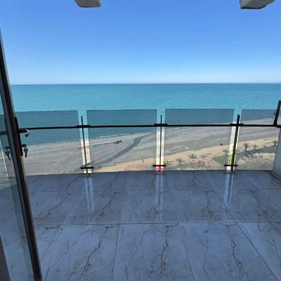 Cozy furnished apartment for rent with direct sea view, 45 m², Batumi, Georgia