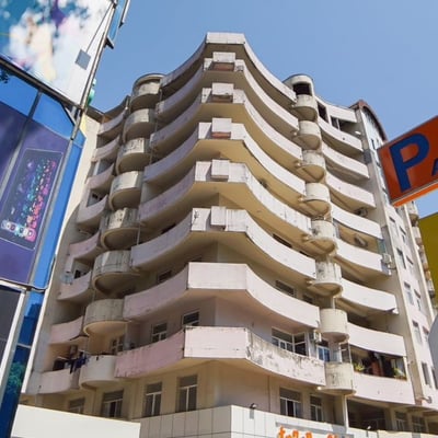 Location d'un appartement cosy et spacieux avec balcon, 90 m², Batoumi, Géorgie