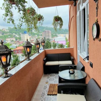Location d'un appartement cosy et bien meublé, 75 m², Vieux Batoumi, Batoumi, Géorgie