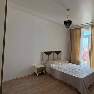 Location d'un appartement lumineux et spacieux, 72 m², Batoumi, Géorgie