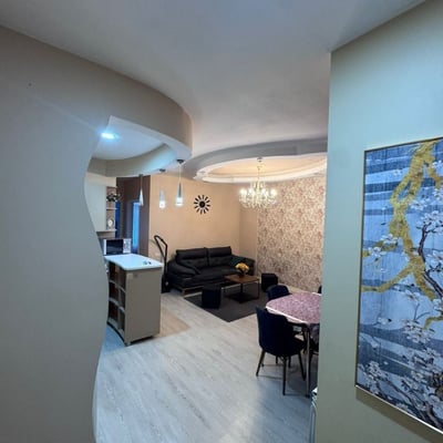 Alquiler de apartamento amplio con vista al mar, 80 m², Batumi, Georgia