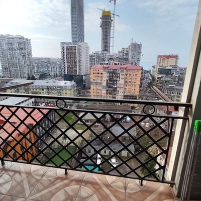 Alquiler de apartamento acogedor con vista al mar, 40 m², centro de la ciudad, Batumi, Georgia