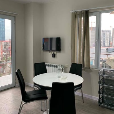 Location d'un appartement lumineux et confortable, 60 m², Batoumi, Géorgie