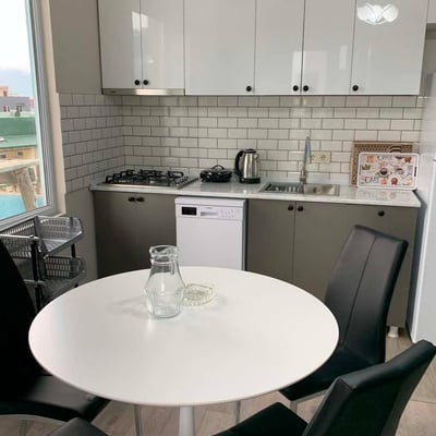 Location d'un appartement lumineux et confortable, 60 m², Batoumi, Géorgie