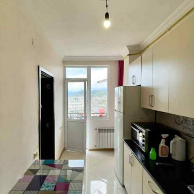 Location d'un appartement spacieux et confortable, 70 m², Batoumi, Géorgie