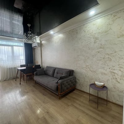 Alquiler de apartamento acogedor con vistas al mar y a la montaña, Batumi, Georgia