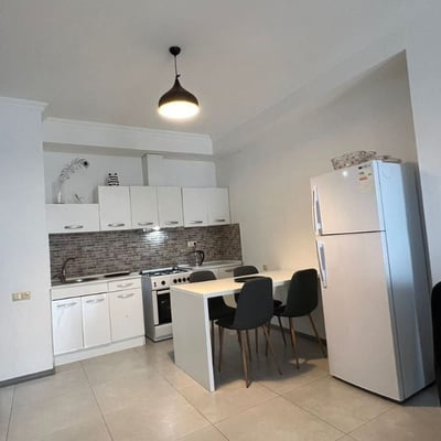 Location d'un appartement confortable, lumineux, 60 m², Batumi, Géorgie