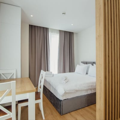 Location d'un studio confortable, lumineux avec vue sur la mer, Batumi, Géorgie