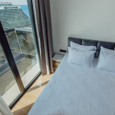 Location d'un studio confortable, lumineux avec vue sur la mer, Batumi, Géorgie