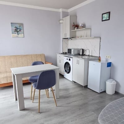 Alquiler de apartamento cómodo, luminoso, Batumi, Georgia