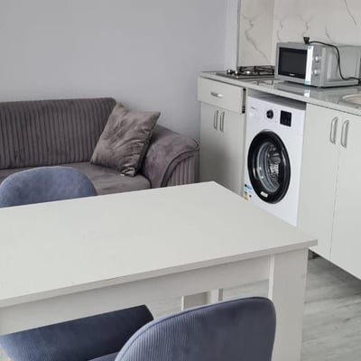 Alquiler de apartamento cómodo, luminoso, Batumi, Georgia