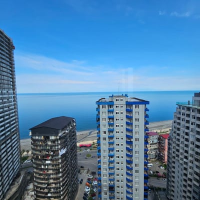Аренда современной квартиры с прямым видом на море, 65 м², Батуми, Грузия