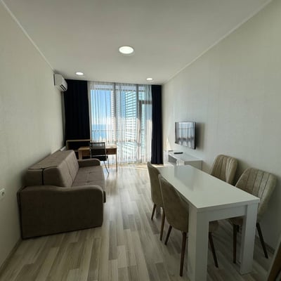 Location d'un appartement lumineux avec vue sur la mer, 48 m², Batumi, Géorgie