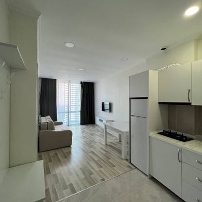 Location d'un appartement lumineux avec vue sur la mer, 48 m², Batumi, Géorgie