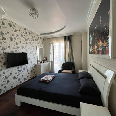 Alquiler de apartamento dúplex luminoso y amplio, 105 m², Batumi, Georgia