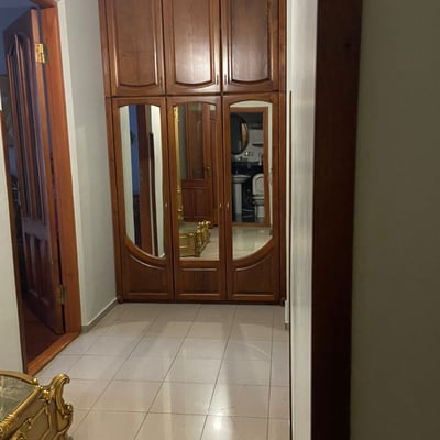 Аренда просторной и меблированной квартиры, Батуми, Грузия