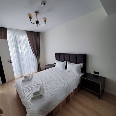 Alquiler de apartamento moderno y amueblado con vista al mar, White Sails, Batumi, Georgia