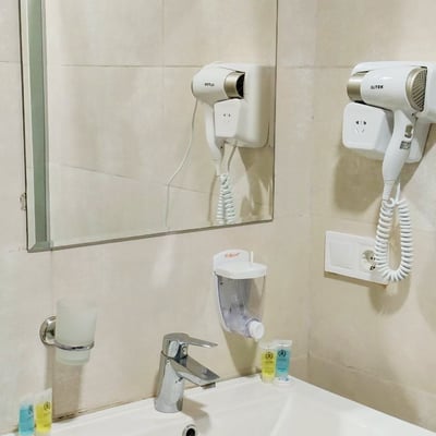 Аренда светлой студии с видом на море и город, White Sails, Батуми, Грузия