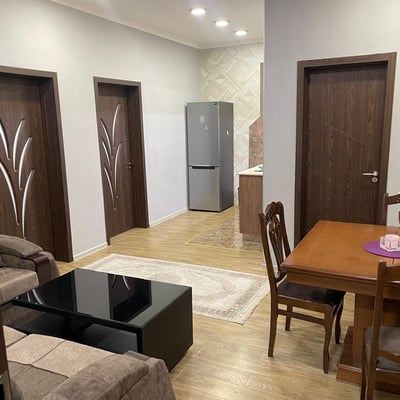 Vermietung einer geräumigen, komfortablen Wohnung, 87 m², Batumi, Georgien