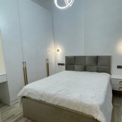 Location d'un appartement spacieux avec vue sur le stade, 60 m², Batoumi, Géorgie