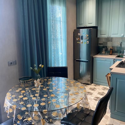 Vermietung einer geräumigen Wohnung, 90 m², Alt-Batumi, Batumi, Georgien